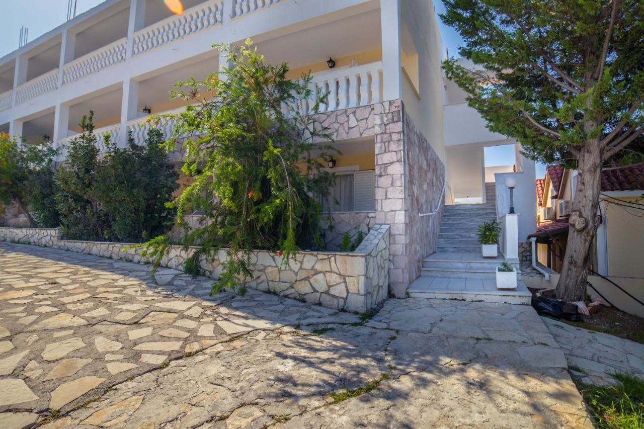All In Krinas Apart-Hotel Argasio Exterior foto